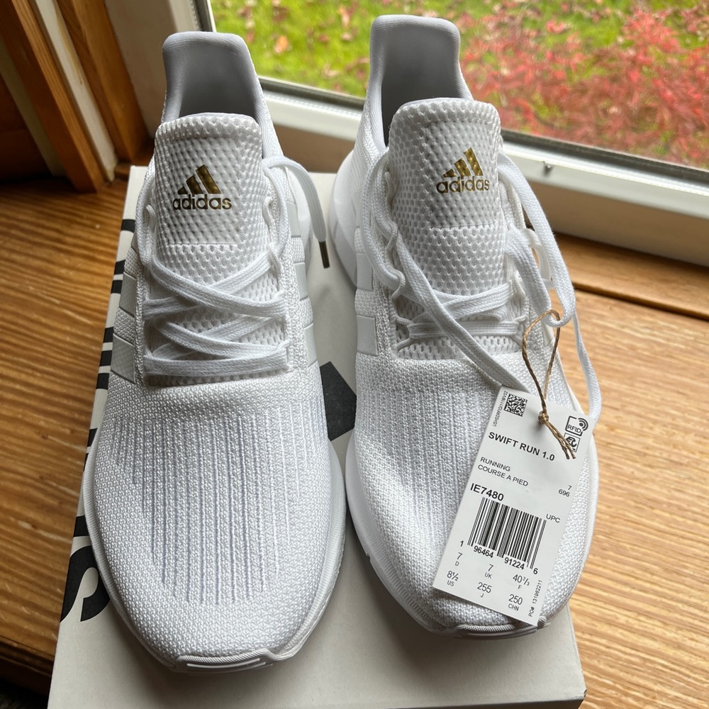 Adidas Swift 1.0 Women’s size 8.5
